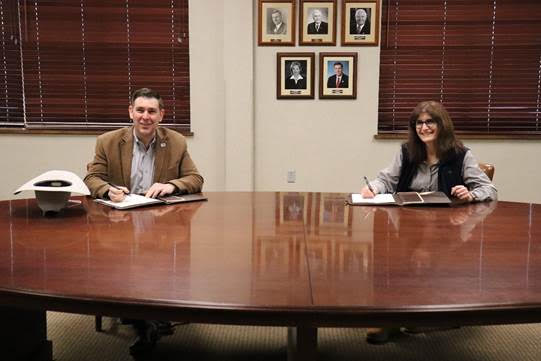 Partnership formed to monitor and control threats to human health and agricultural crops